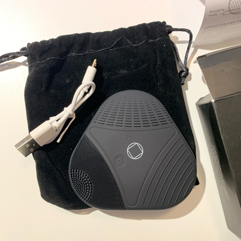 New truth treatment systems ultrasonic face device